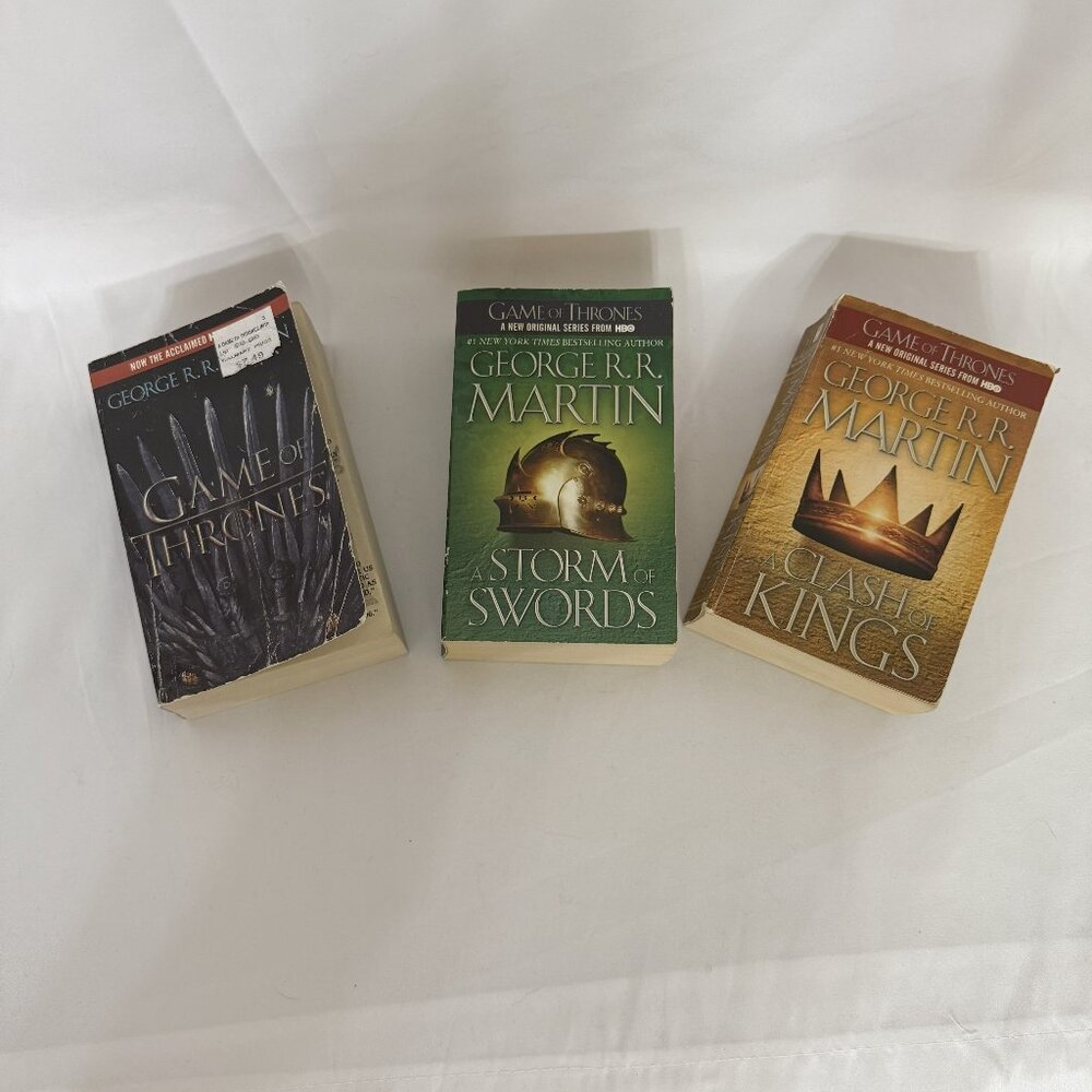 Lot of 3‎ - Game of Thrones, A Clash of Kings and A Storm of Swords!